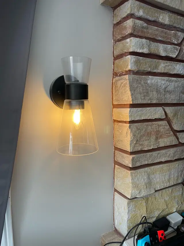 wall lights in Indoor Lighting & Fans in Brantford - Image 4