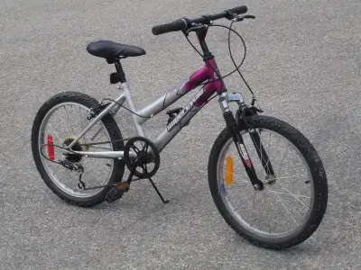 NICE GIRL'S MTB 20" SUPERCYCLE IMPULSE 6 SPD WITH SUSPENSION!, View more