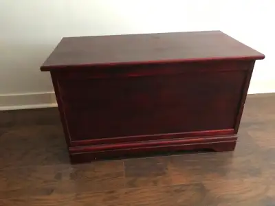 Toy box/blanket box, View more