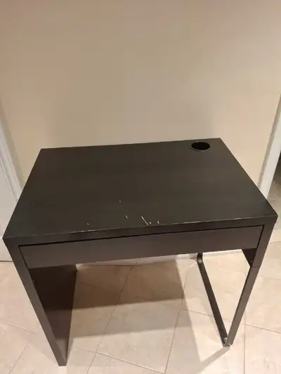 -IKEA quality -Sturdy and practical -Dark walnut brown -Very good condition (scratches can be easily...