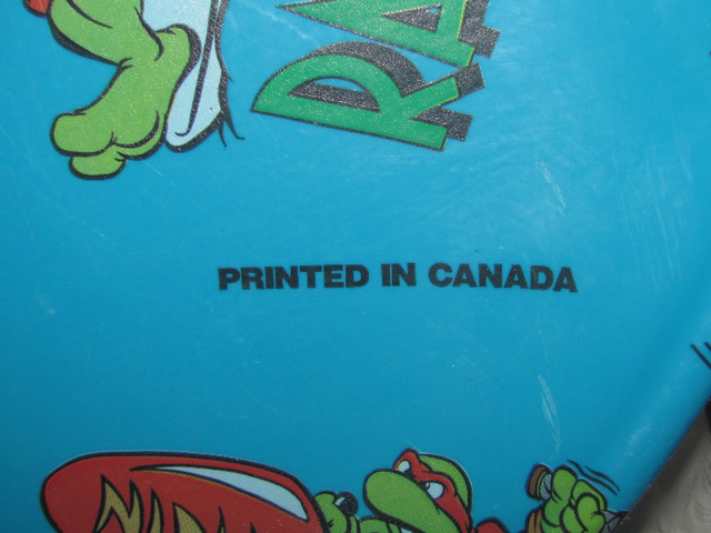 Vintage 1990 TMNT Teenage Mutant Ninja Turtles Sled Toboggan in Toys & Games in Ottawa - Image 2