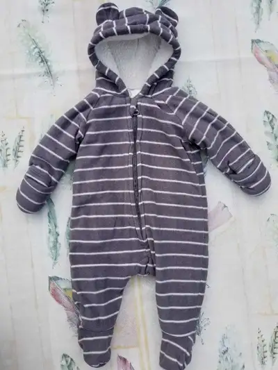Old Navy Baby Bear Bunting Suit 0-3M, View more