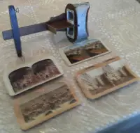 Antique Monarch 3D stereoscope slide viewer with 38 slides