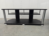 Very sturdy TV table