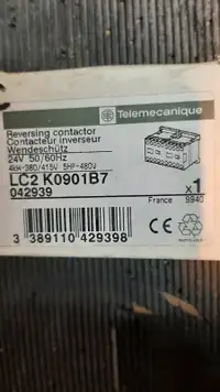 Telemecanique reversing contactors