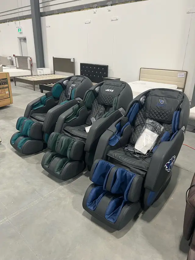 Massage chair Clearance $1599 Limited time offer! in Chairs & Recliners in Calgary - Image 2
