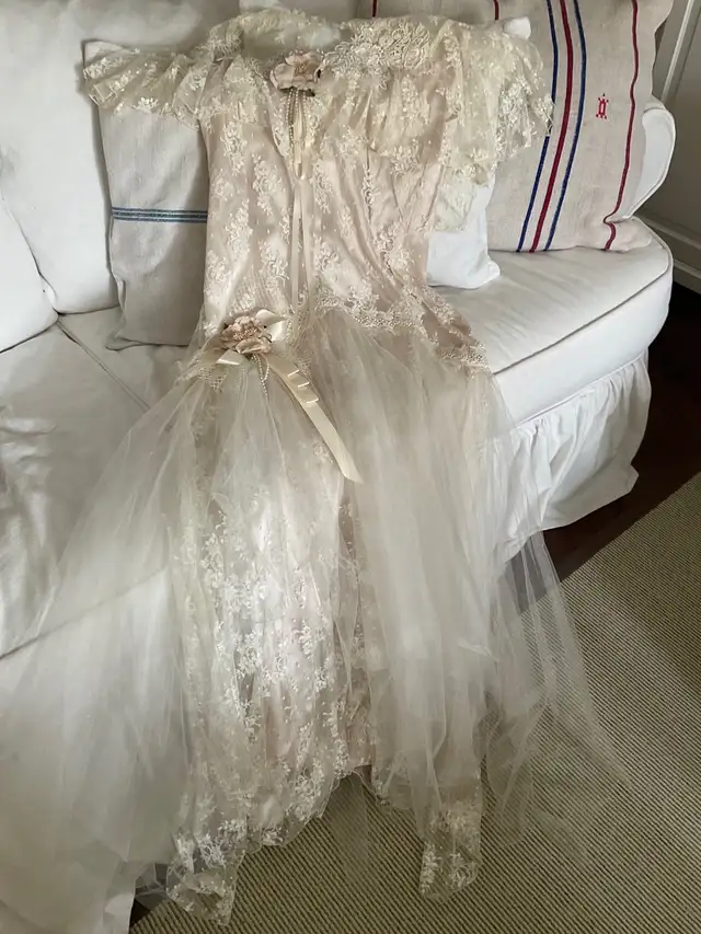 Susan Lane Country Elegance gown  in Wedding in Ottawa - Image 10