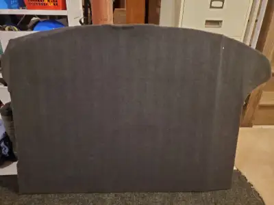 Right side support slightly damaged