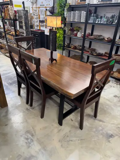 ✅ Liquidation fin stock: Magnifique Table  bois d’acacia massif, View more