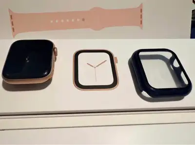 Apple Watch Series 4, View more