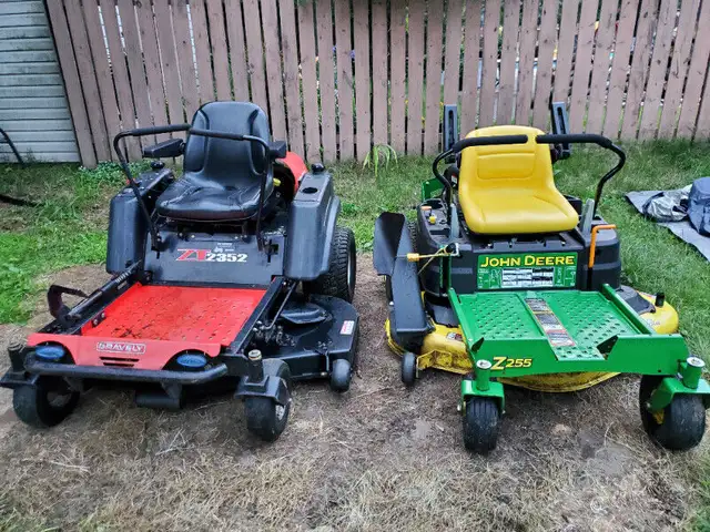 John Deere Z255 Zero Turn Mower 48 Inch Deck New Battery & Pump in Other in Windsor Region - Image 11