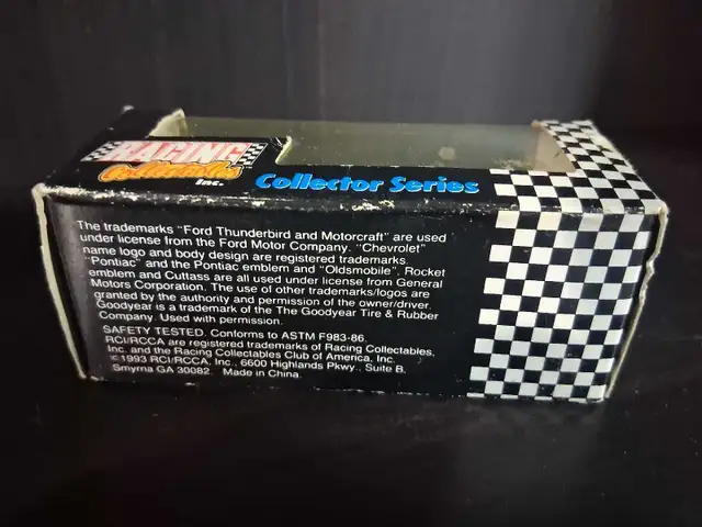 Racing collectables #7 Kyle Petty 7 Eleven, Scale 1:64 in Arts & Collectibles in Oshawa / Durham Region - Image 4