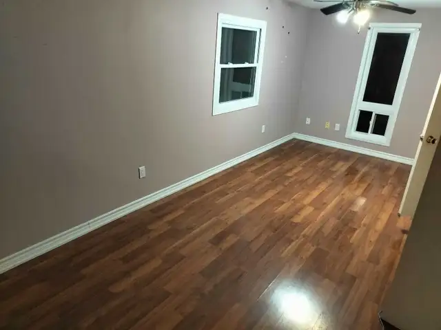 rooms for rent near Fleming college lindsay students  in Room Rentals & Roommates in Kawartha Lakes - Image 7