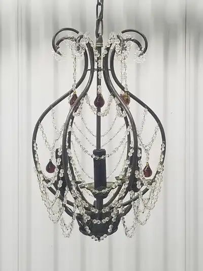 Attractive 3-Light Crystal Chandelier – BRAND NEW and UNUSED!, View more