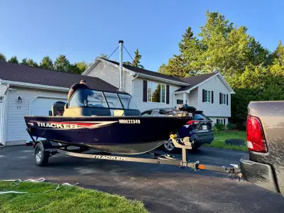2025 tracker deep V boat with 75 mercury with only 15 hours on it, trolling motor, garmin fish finde...