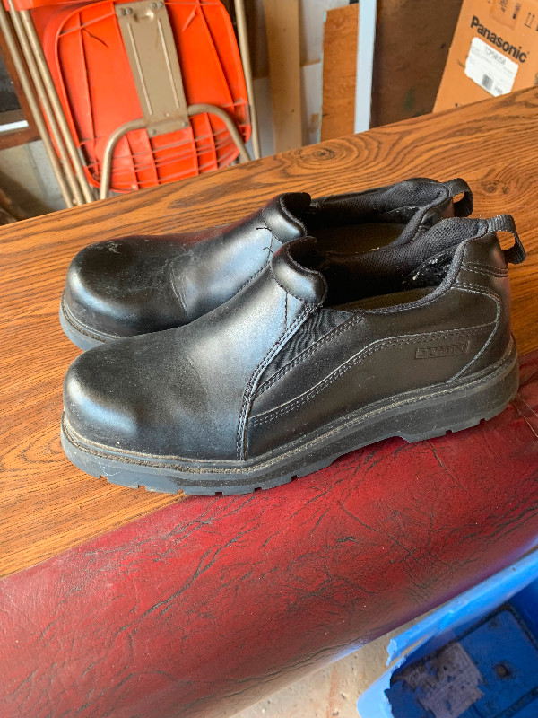 Men’s safety shoes in Men's Shoes in Windsor Region