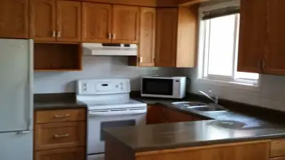 Bright • Spacious • Clean • Amazing Location! WATCH VIDEO TOUR: https://youtu.be/OpO1wEvtQAY REQUEST...
