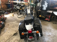2005 Road King FLHRI - LOW KM - SHOWROOM CONDITION