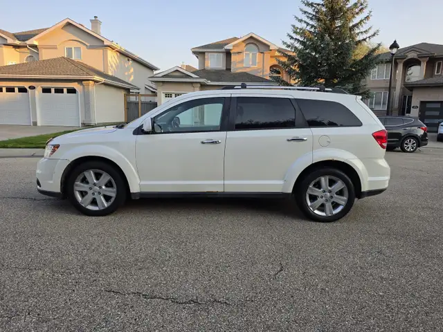 2014 Dodge Journey R/T522587703314360324