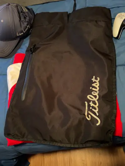  Titleist backpack with golf  hats, View more
