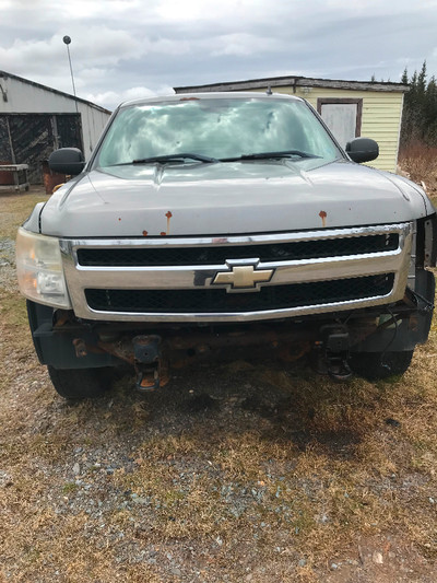 2008 CHEV 1500 4 X 4 PICKUP TRUCK ( PARTS ONLY 0