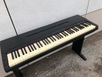 YAMAHA YPP-50 76-Key Full Size Portable Digital Piano