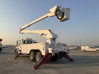 2009 International / Altec Bucket Truck (7400 / A77T)