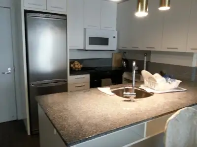 Furnished 3.5 ready for 31 july located near ETS university 297 rue shannon .has gym,sauna pool stea...