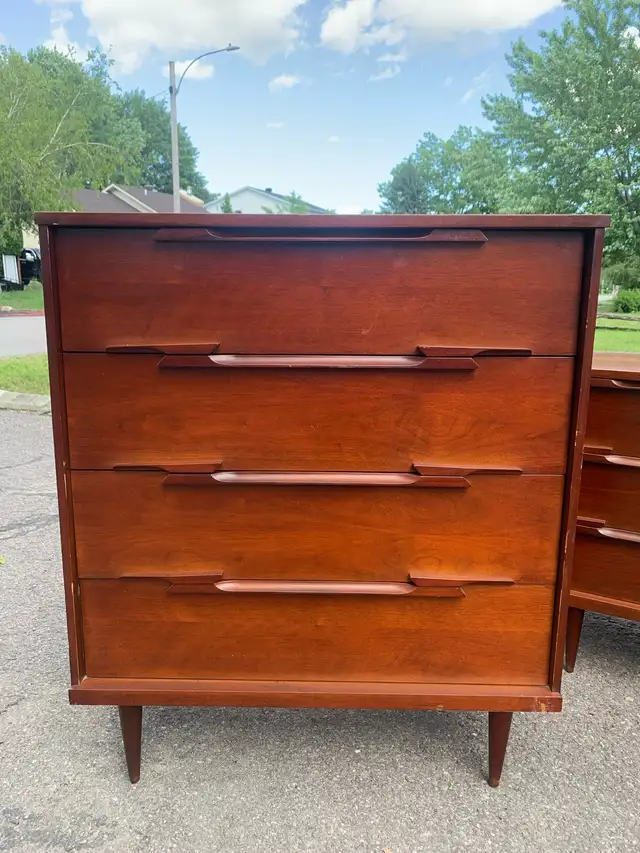 Rare ensemble de chambre Viscol, modèle 417, 1961-1962 in Dressers & Wardrobes in Lanaudière - Image 6