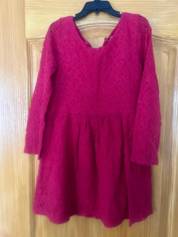 Vêtements pour fillettes  7- 8 ans + 1 pyjama garçon in Kids & Youth in Longueuil / South Shore - Image 6
