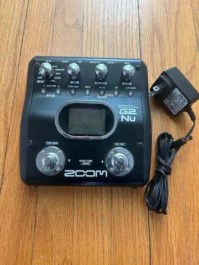 Zoom G2NU Guitar Effect Pedal, View more