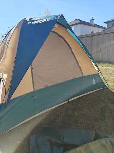 Hillary Dome cabin Tent 10.6 x 10.6 Sleeps 5-6, View more