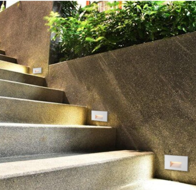 3 lampes d'escalier d'extérieur et d'intérieur LED 12 V, NEUF in Lawnmowers & Leaf Blowers in Québec City - Image 5