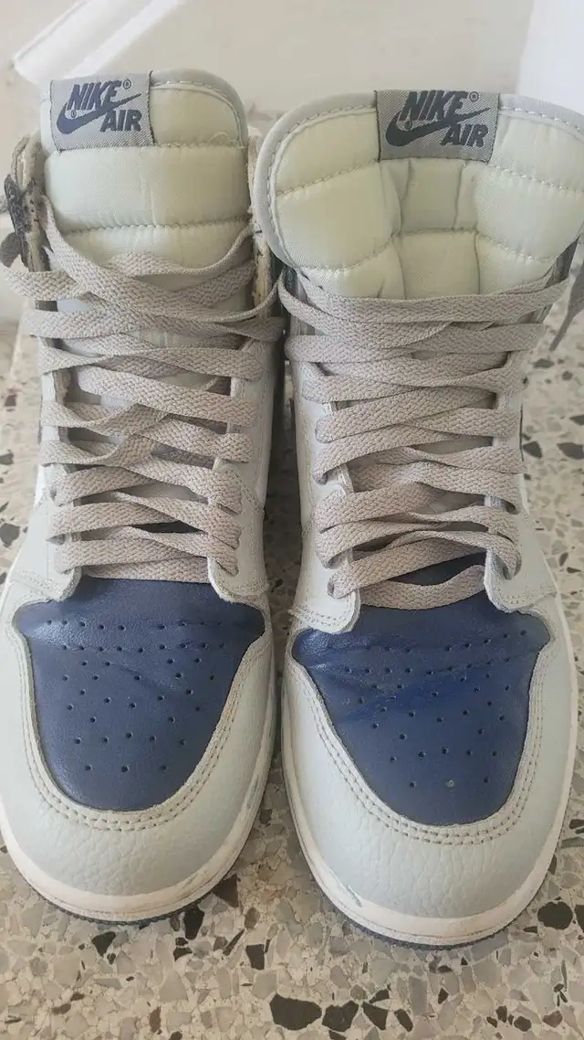 Air Jordan 1 - bleu marin in Men's Shoes in City of Montréal - Image 3