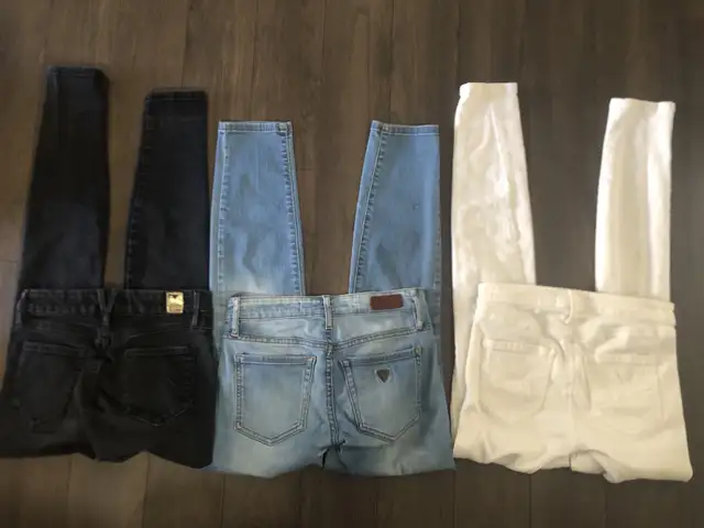 Guess jeans $20  & other brands $20 in Women's - Bottoms in London - Image 3