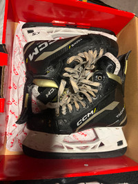 CCM Asv SKATES