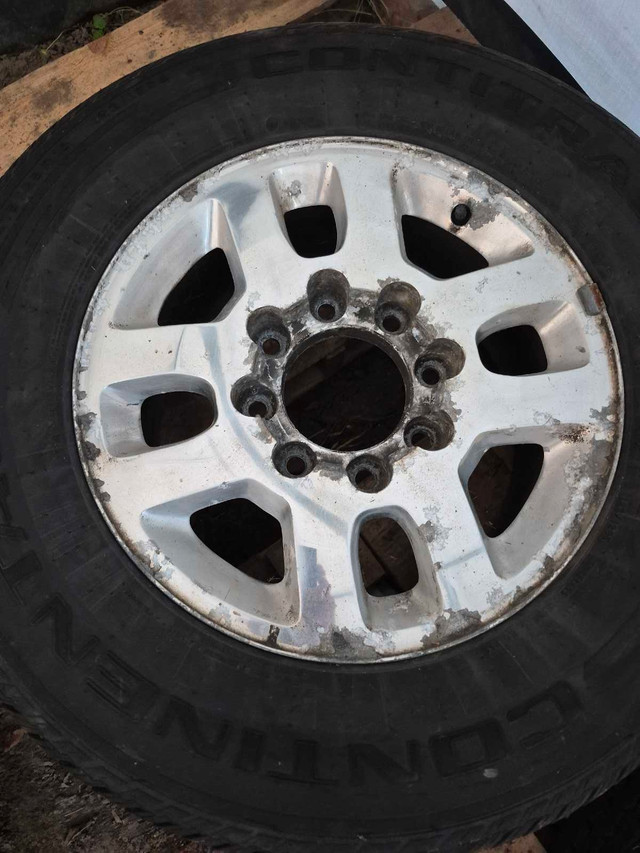18inch 8 Bolt Aluminum Rim with Continental Tire Set of 4 in Tires & Rims in Kitchener / Waterloo
