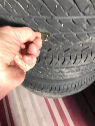 Bridgestone 255 /70R17