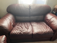 Leon’s 3 piece leather sofa set with free coffee/side table