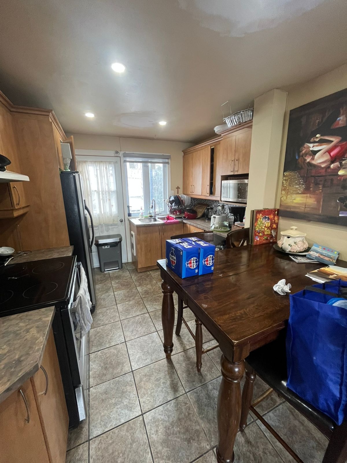 À qui la chance , chambre à LOUER ou logement 4 1/2 et 5 1/2 — photo 1
