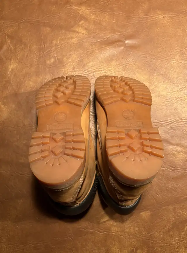 Timberland Premium Boots in Men's Shoes in Markham / York Region - Image 4