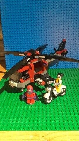 Lego DC 6866 Wolverine's Chopper Showdown dans Jouets et jeux  à Longueuil/Rive Sud