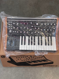 Moog Subsequent 25 (new)