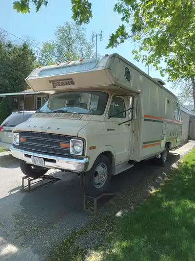 Dodge sportsman , well maintained over the years, rebuild motor with ( 50km) rebuild transmission 20...