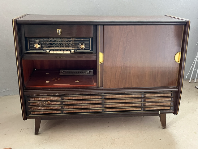 Vintage Stereo Console 1959 in Arts & Collectibles in Kitchener / Waterloo - Image 4