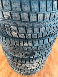 LIKE NEW set of Cooper Discoverer M+S winter tires (255/55R18)
