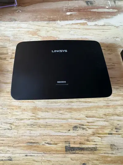 LinkSYS  - Wi-Fi Ranger Extender  - AC1200MAX, View more