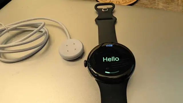 Google Pixel Watch 3 LTE ( 45 mm) in General Electronics in Oakville / Halton Region - Image 7