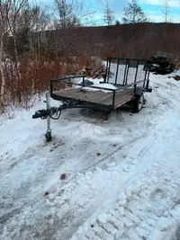 Sturdy bike trailer