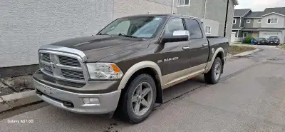 RAM 1500 Big Horn 5.7L HEMI V8 – 4x4 – Crew Cab No Safety!! For sale: A very well-maintained, powerf...